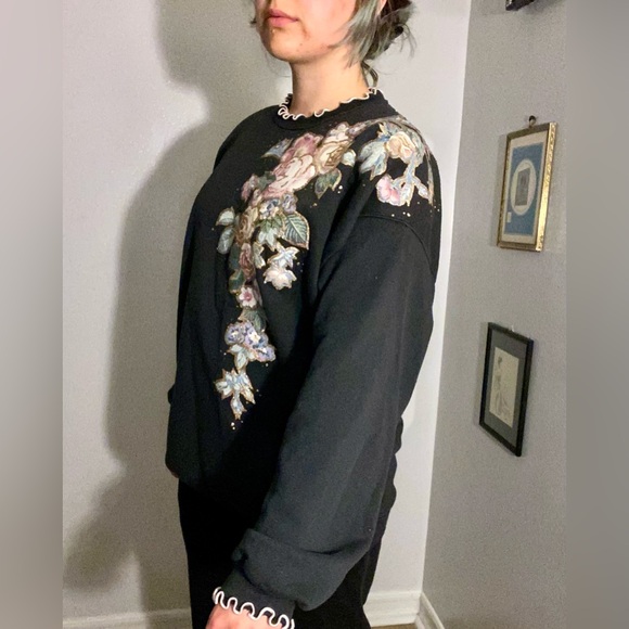 Oversized Hand Painted Pullover - Picture 4 of 4